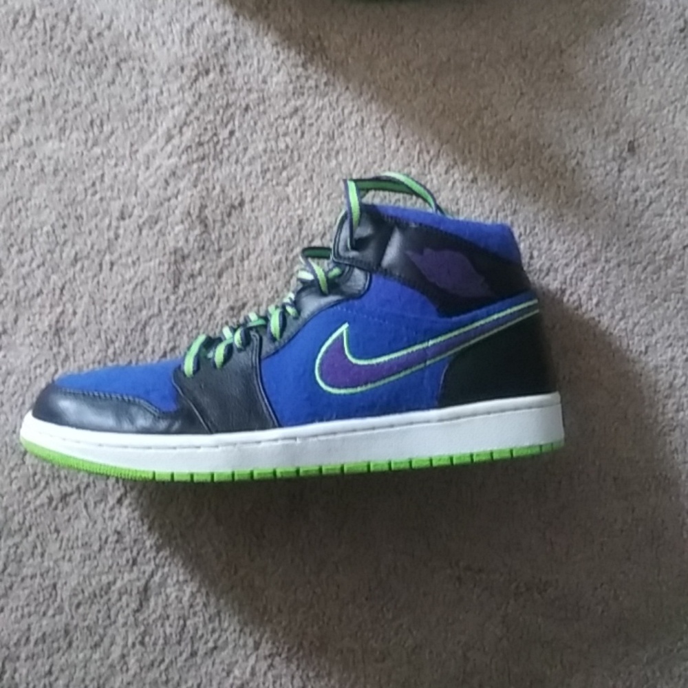 Shoes